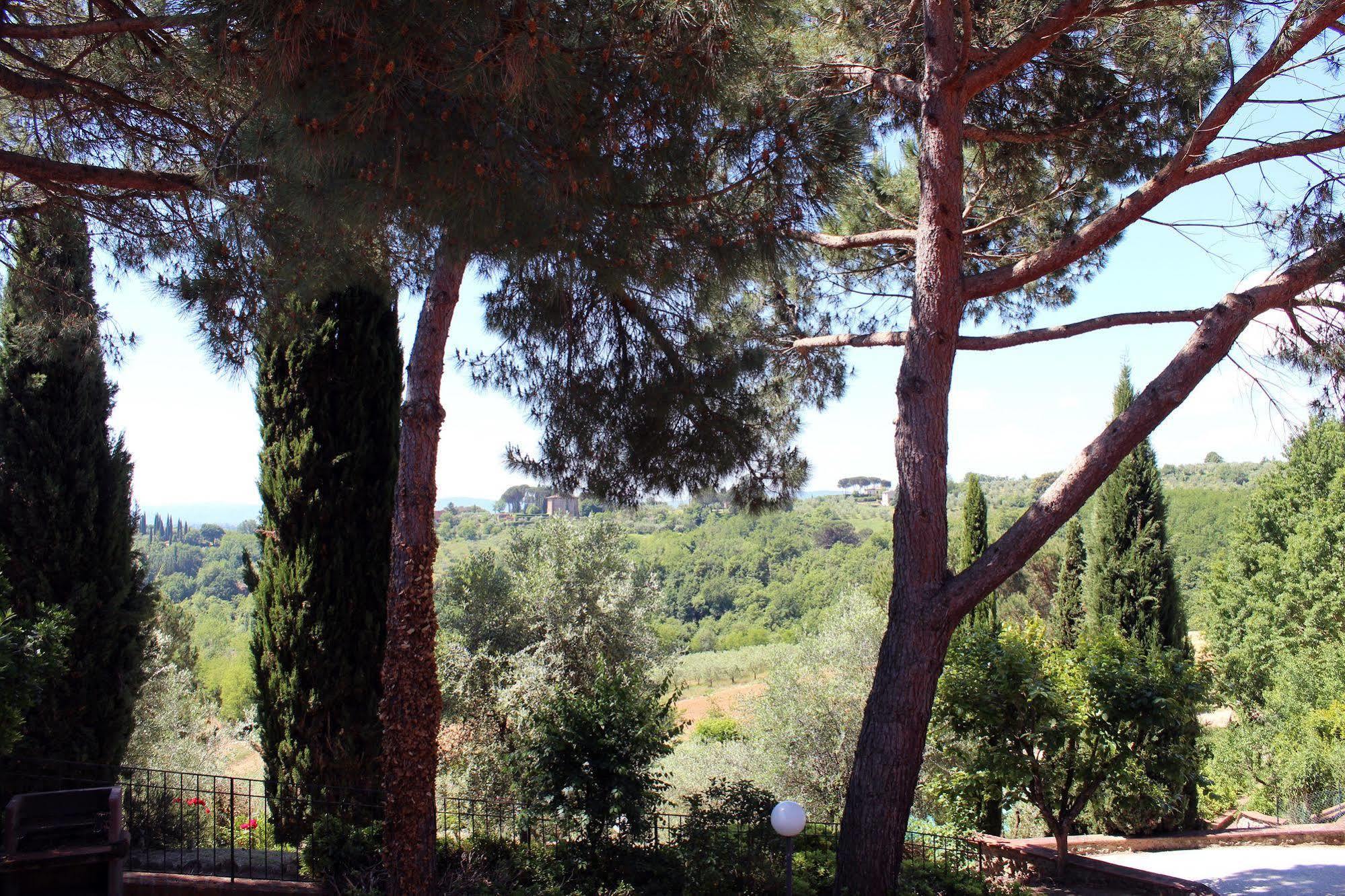Villa Agostoli Siena Exterior photo